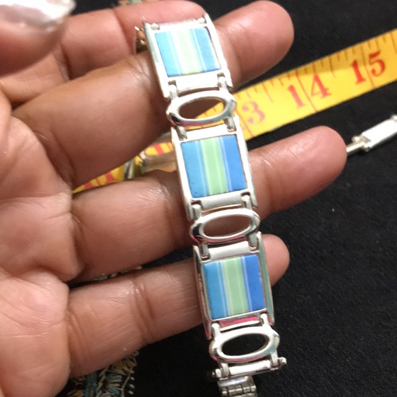 LC Collection - Picture 5 of 7